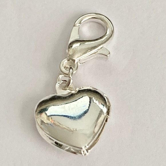 Vintage Silver Red Heart Locket Pendant Charm Victorian Photo Picture Plated - Picture 4 of 7